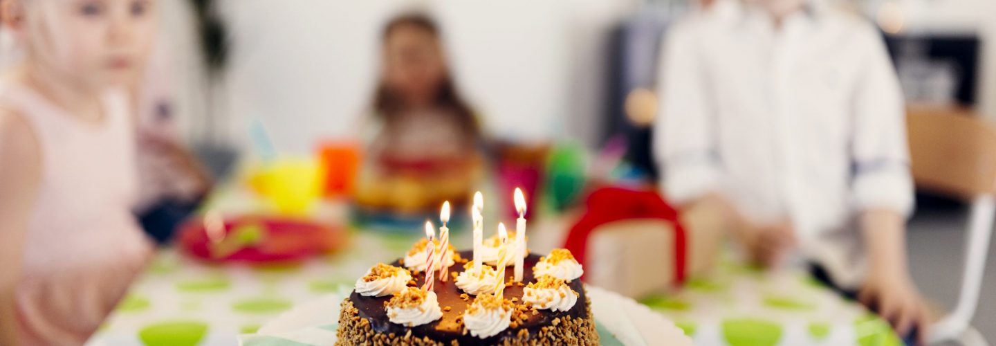 birthday-cake-with-children-background