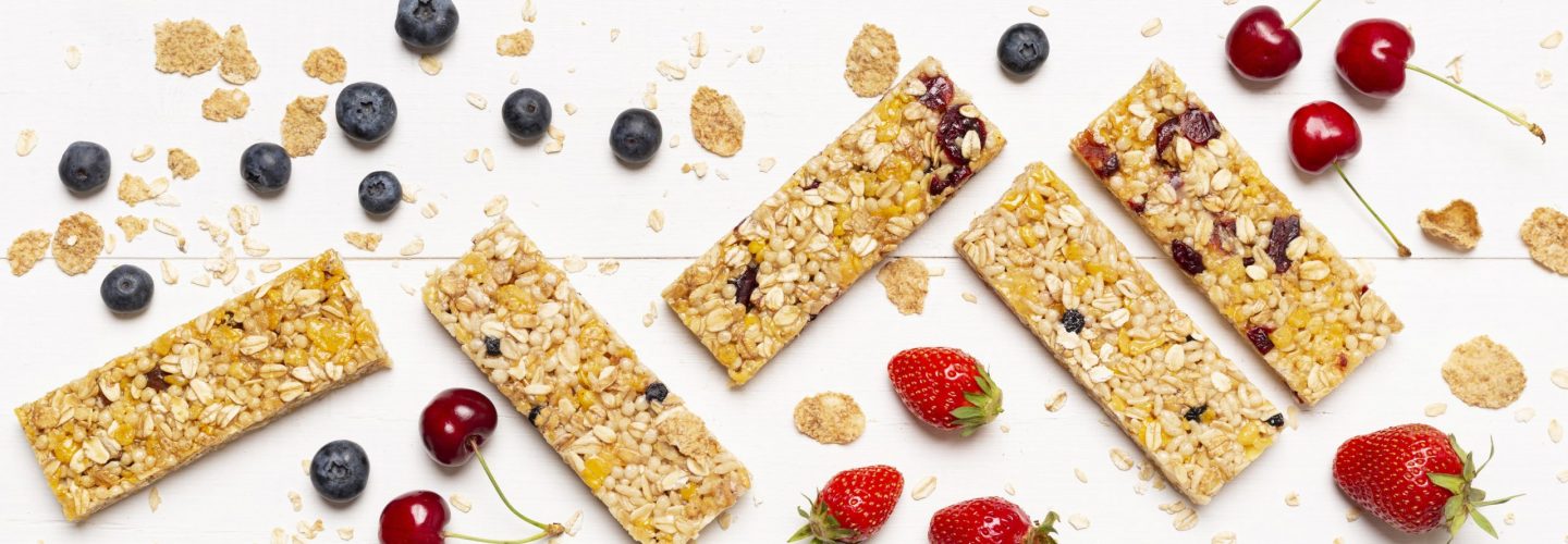 view-snack-bars-with-fruits